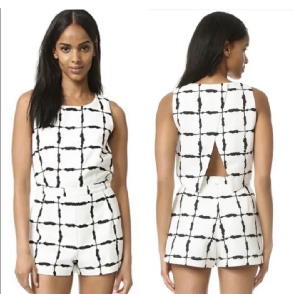Revolve J.O.A Windowpane Print Open Back Romper Size Small